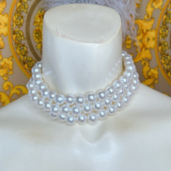 Jewelry - Pearl choker & bracelet set adjustable layered necklace 💛